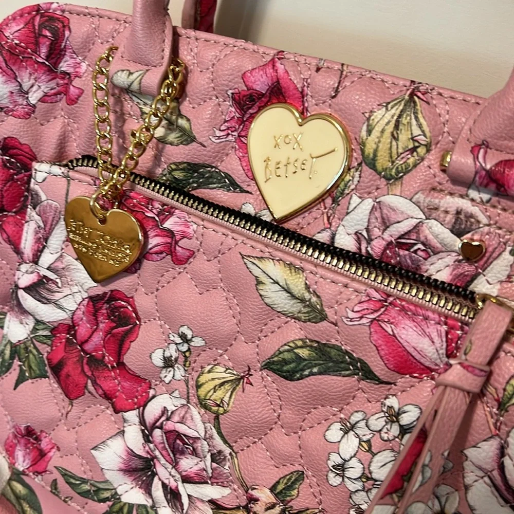 Betsey Johnson betsey johnson